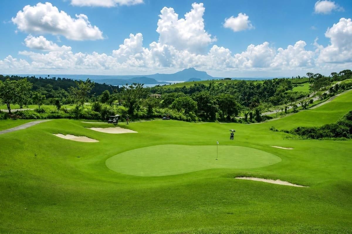 Tagaytay Midlands Golf Club editorial view 2